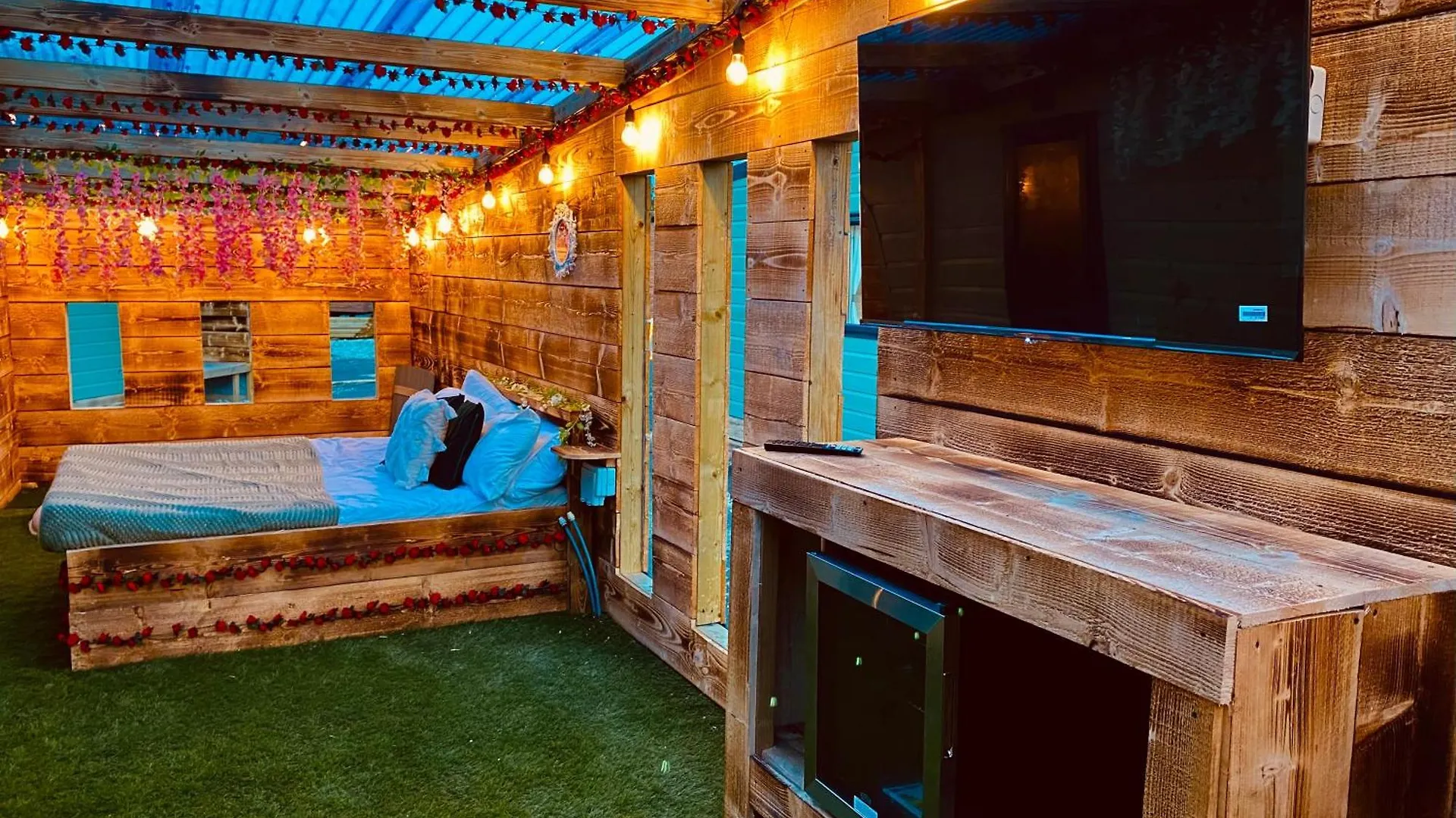 Little Eden Country Park, Bridlington With Private Hot Tubs 빌라 0*,  영국